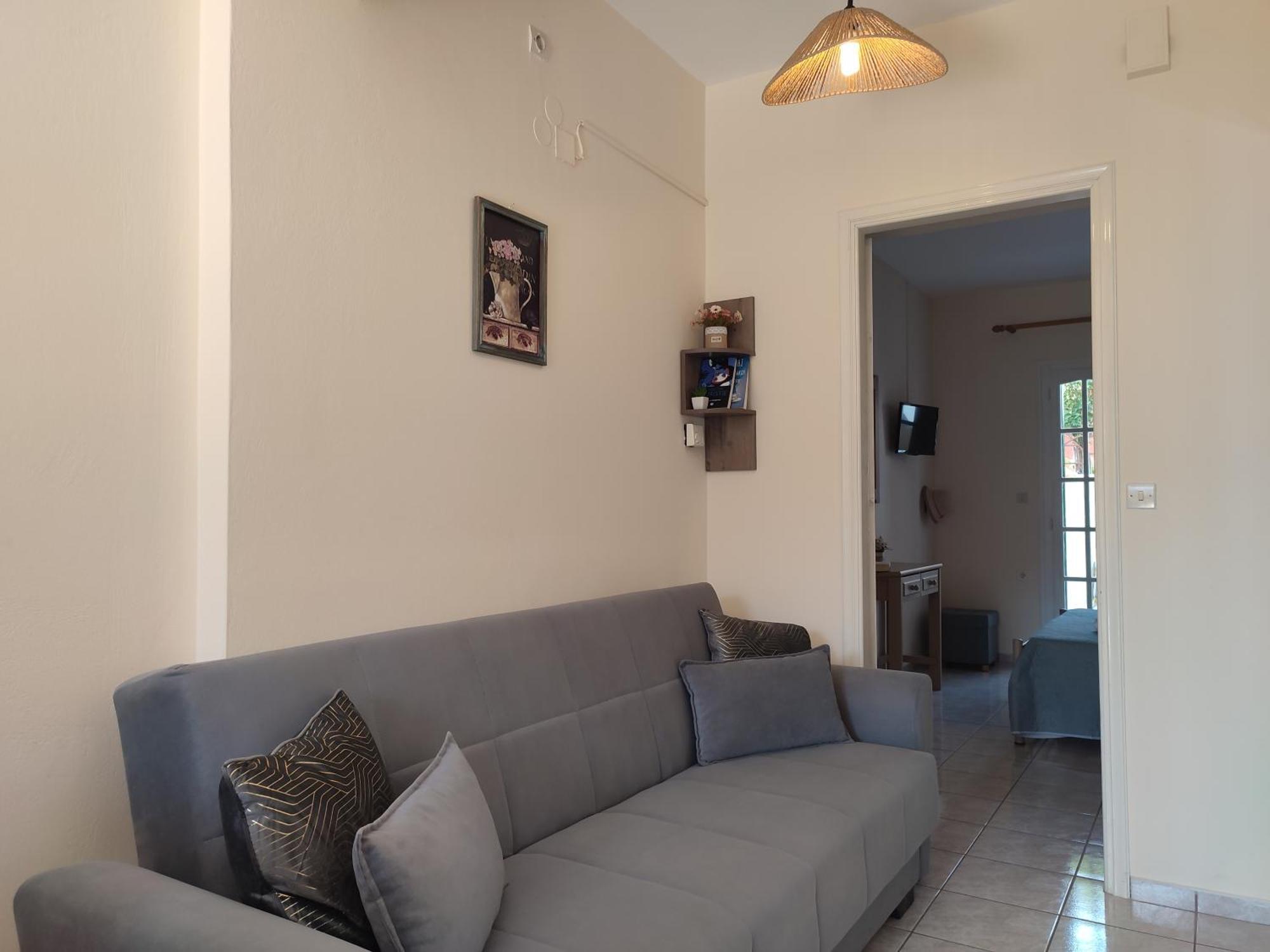Dimitra's Cozy Dilináta